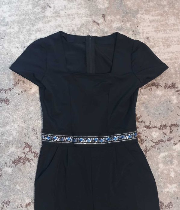 Black Elegant Jumpsuit with Embroidered Waist Detail