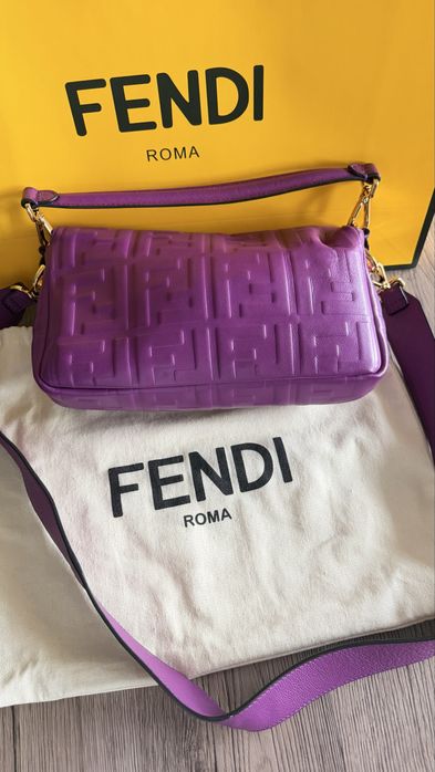 Дамска чанта Fendi baguette