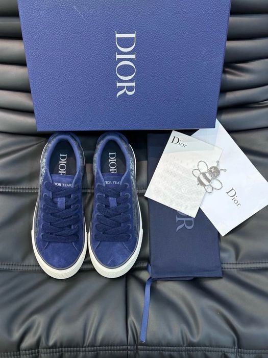 CD B23 Low Top Navy