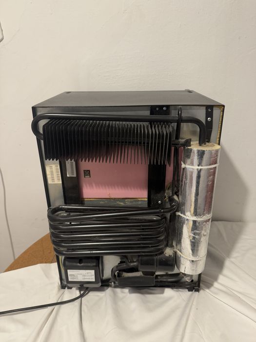 Мини холодильник мини бар