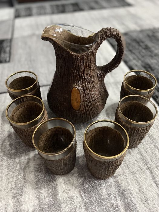 Set Carafa + 6 pahare de colectie