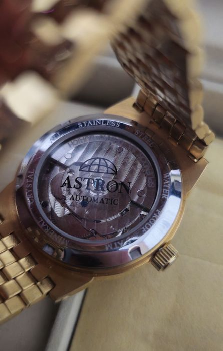 Ceas Astron automat - auriu