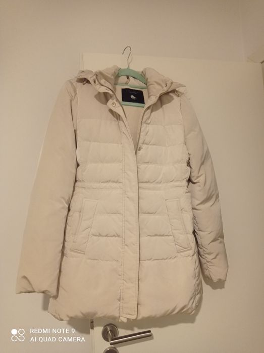Продавам дамско яке от гъши пух