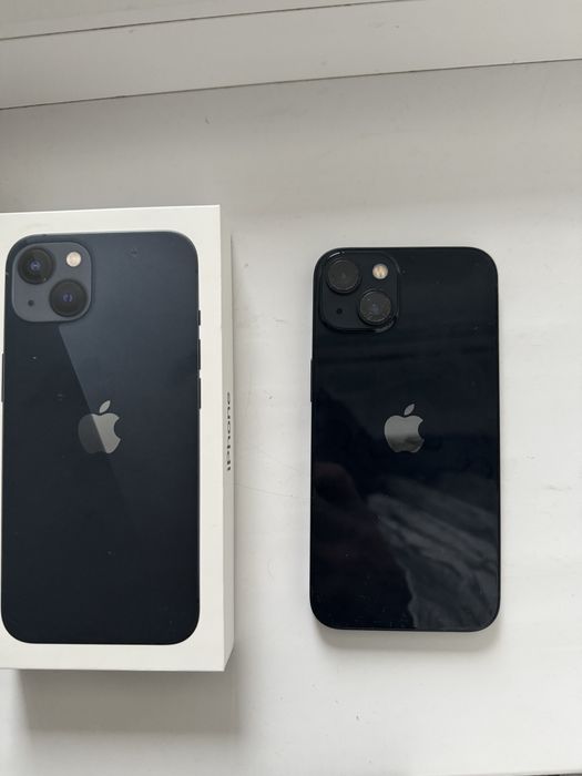 Продаю Iphone 13