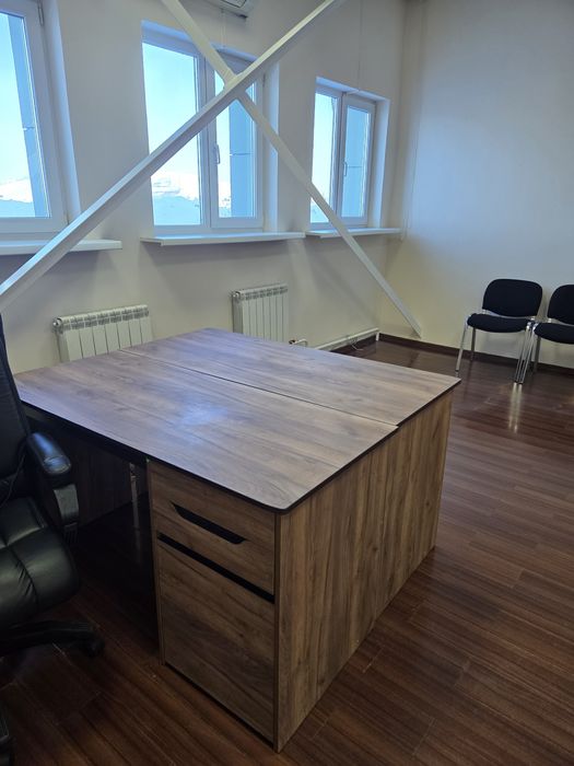 Продам офисную мебель