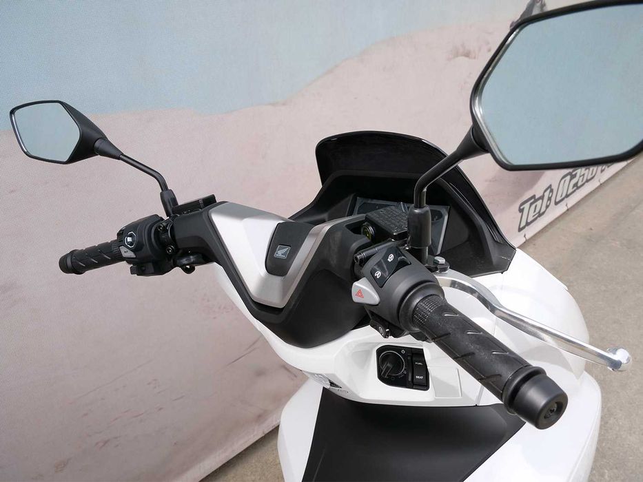 Scuter Honda PCX 125 DX ABS 2025 | Rate | Leasing