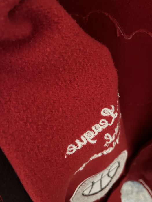 Бомбер красный почти новый