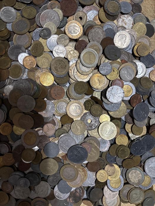 lot monede straine, scoase din circulatie