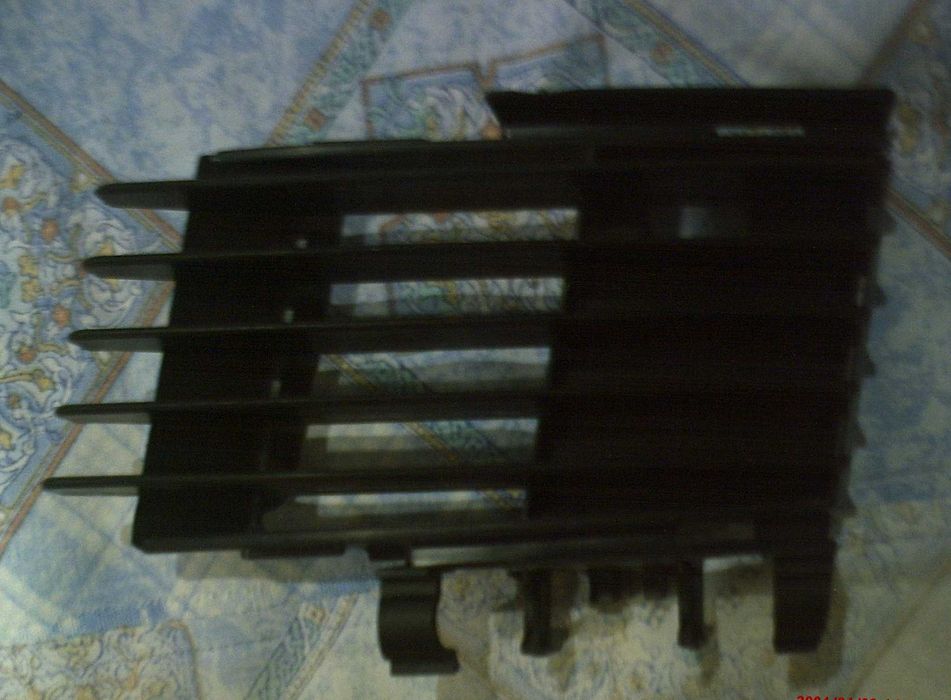 grile din bara Opel Vectra C 30 lei