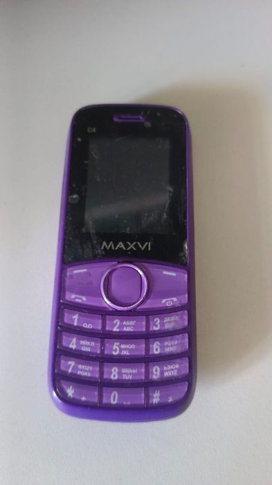 Простой сотовый телефон