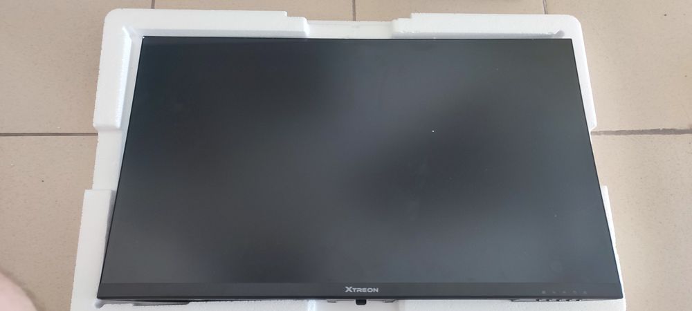 Продам монитор Xtreon XT2753PH