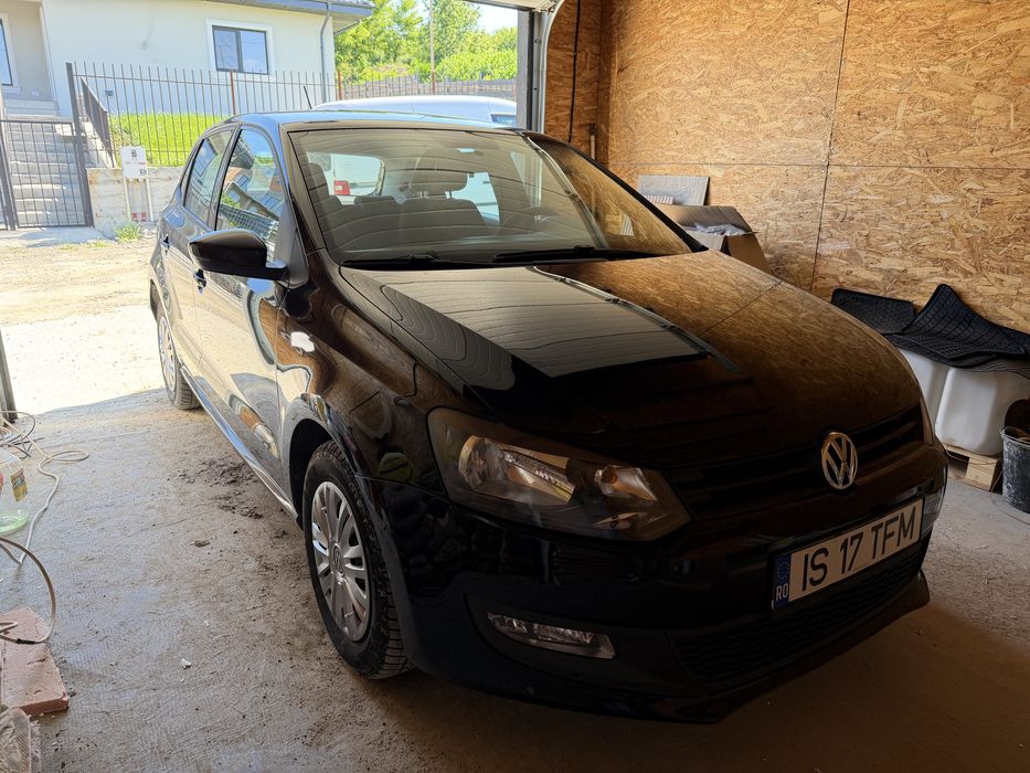 VOLKSWAGEN Polo 2012 — imagine 3