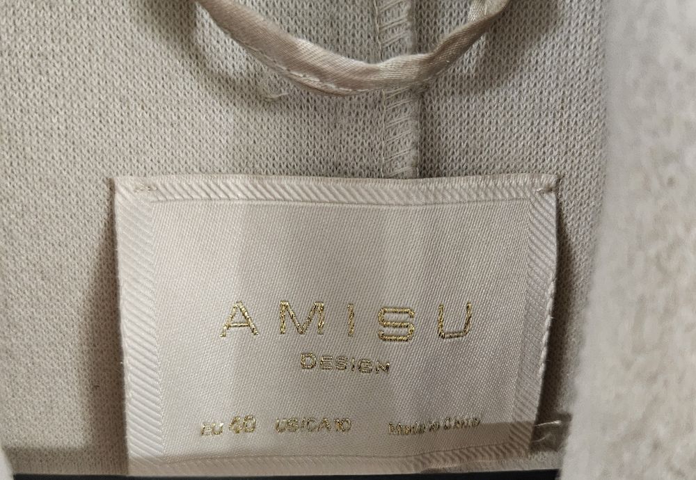 Palton Amisu (New Yorker)