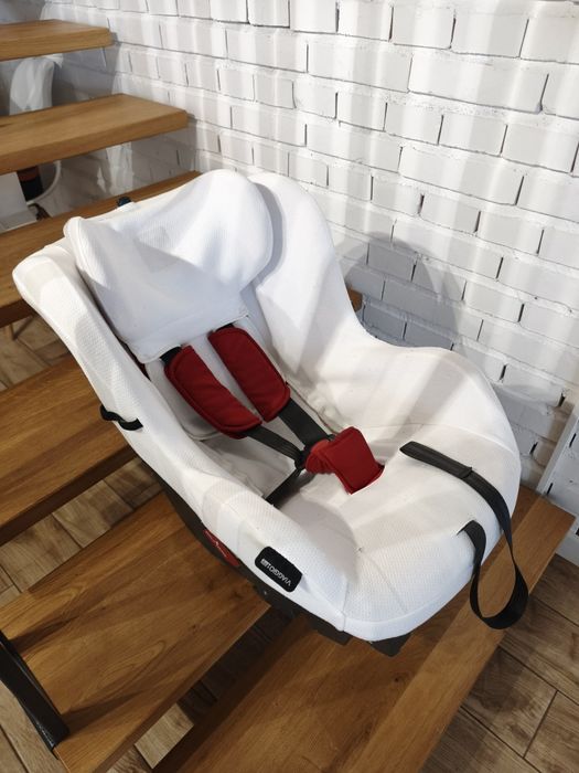 Столче за кола Peg Perego Viaggio 1 Duo Fix 9-18 кг + Isofix Основа