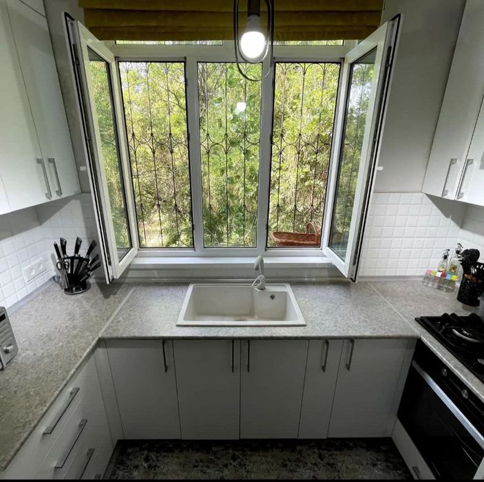 Chilonzor 17 Korzinka-Koʻxinur roʻparasida kvartira ijaraga