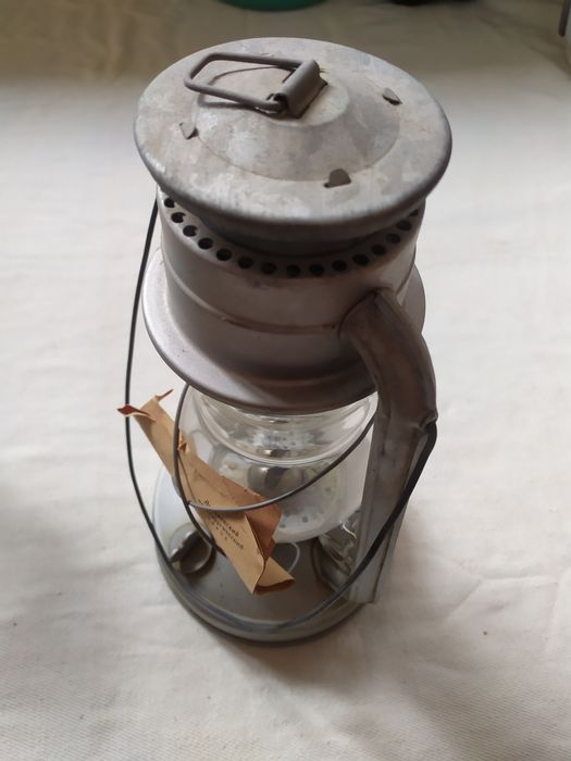 Керасиновая лампа