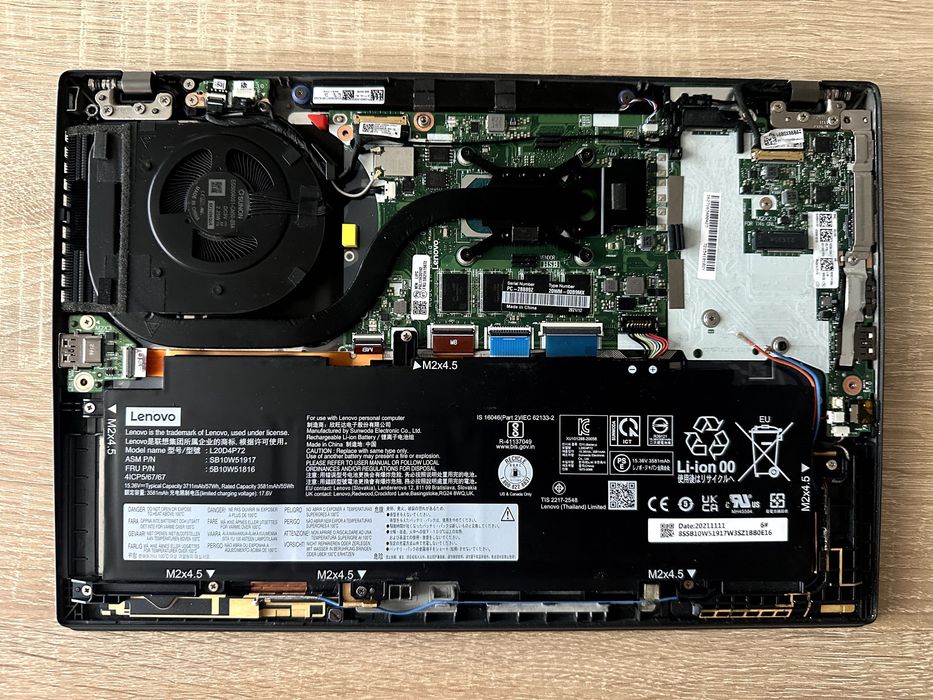 Lenovo T14s Gen2 Intel i5 Gen 11 16Gb Ram / Defect