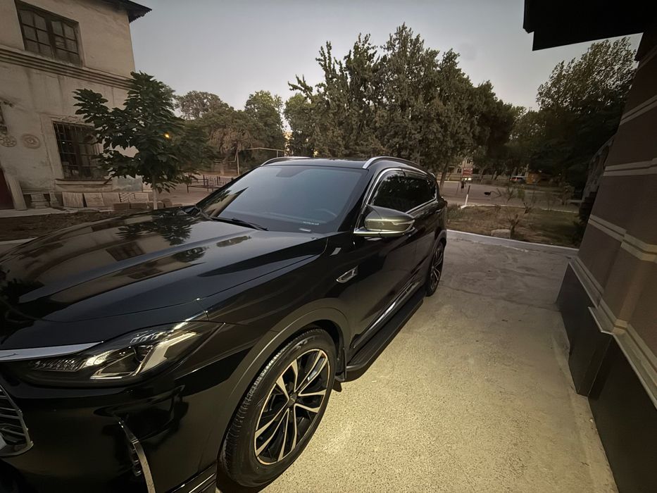 #Jetour X70 Plus (1.5 turbo) сотилади  7 ўриндиқли