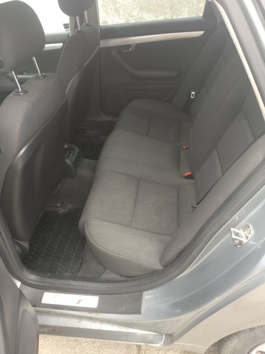 Vând Audi A4 b7 automat