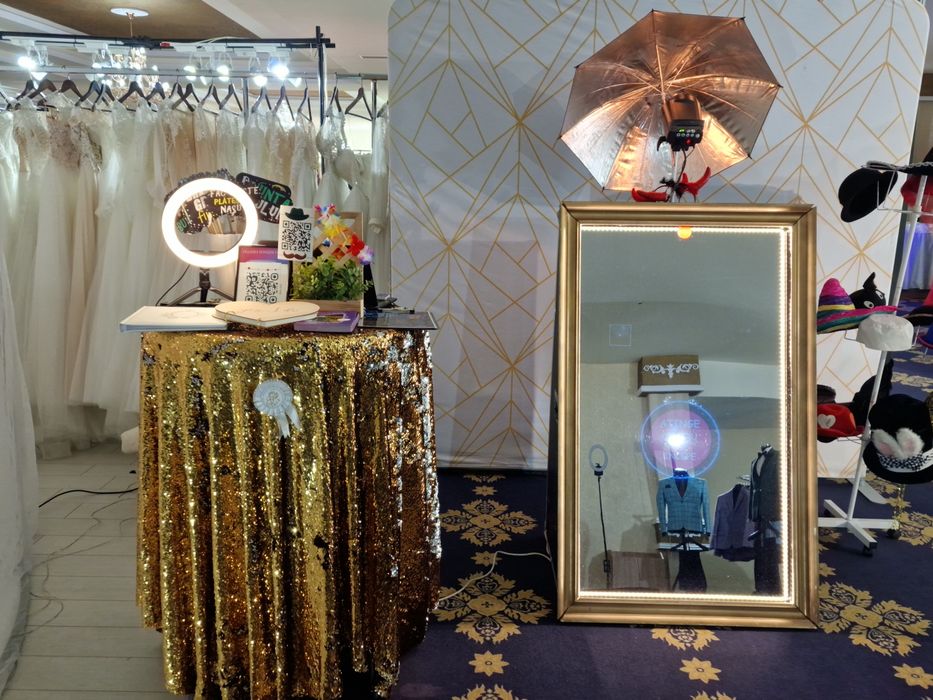 Oglinda Foto/Oglinda Magica /Photobooth/Cabina telefonica/fum greu/etc