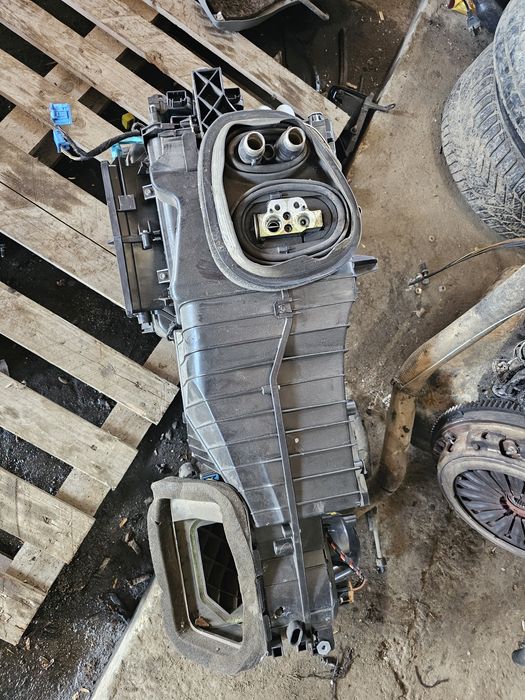 Aeroterma motoras radiator 2.0 tdi Skoda Octavia 2 (facelift) (2008 - 2013)