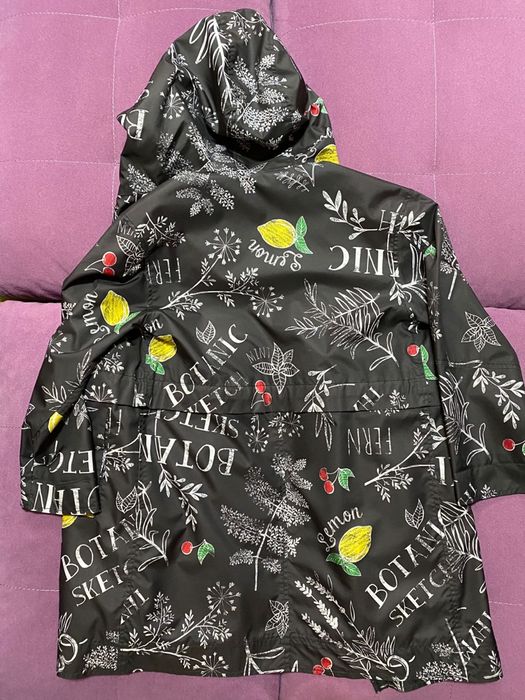 Детский плащ ветровка