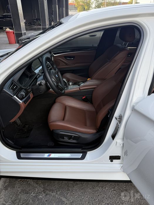 BMW M5 F 10 2014 год