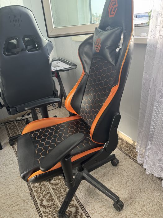 Игровое Кресло 4 газлифт, 2D регулировка