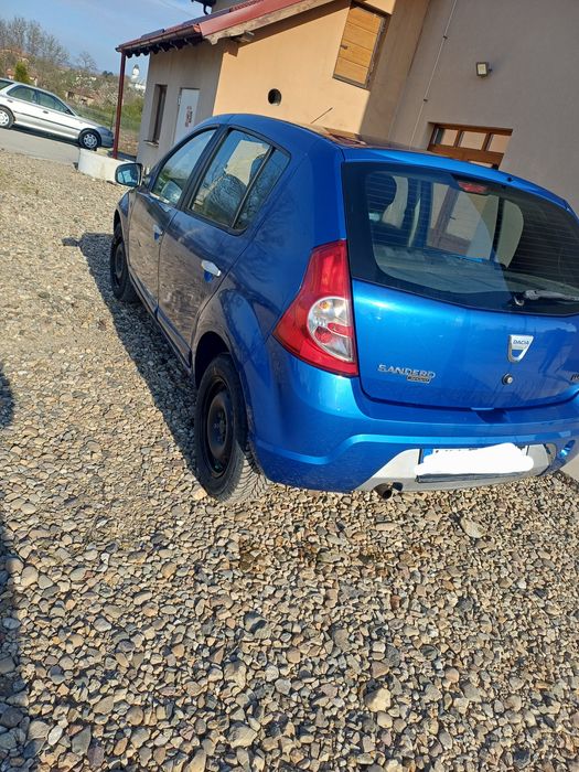 Sandero                .