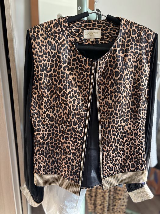 Жакеты, пиджаки продам