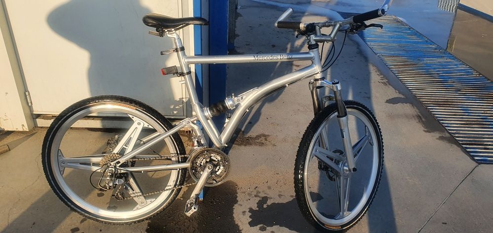Bicicletă Mercedes Benz pliabilă