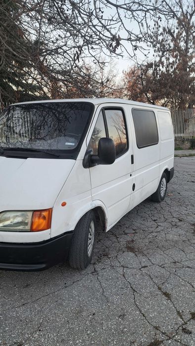 Форд транзит /акула/