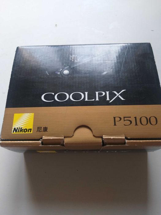 Цифровой фотоаппарат Nikon