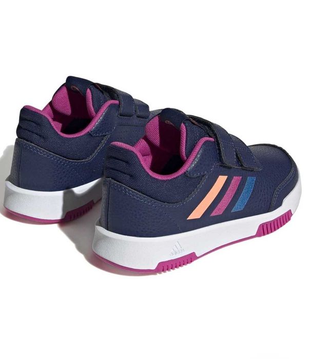 Adidas нови  N19
