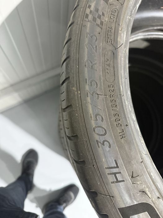 Anvelope m+S 285/40 R23-305/35 R23