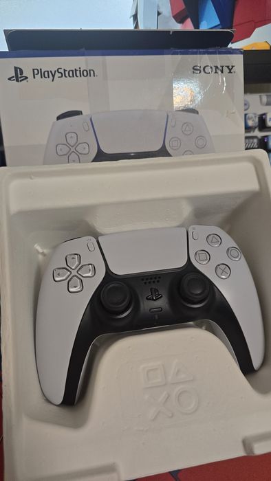 Оригинален PLAYSTATION 5 Контролер ПЕРФЕКТЕН
