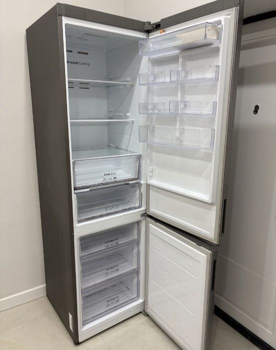 Продам холодильник Samsung