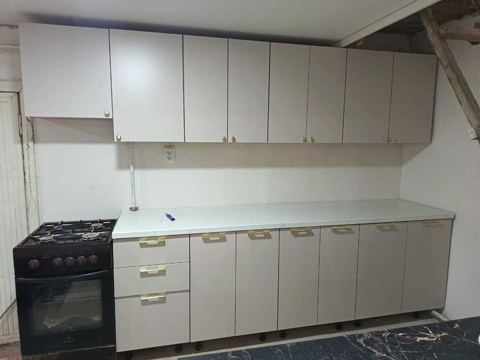 Кухонный гарнитур