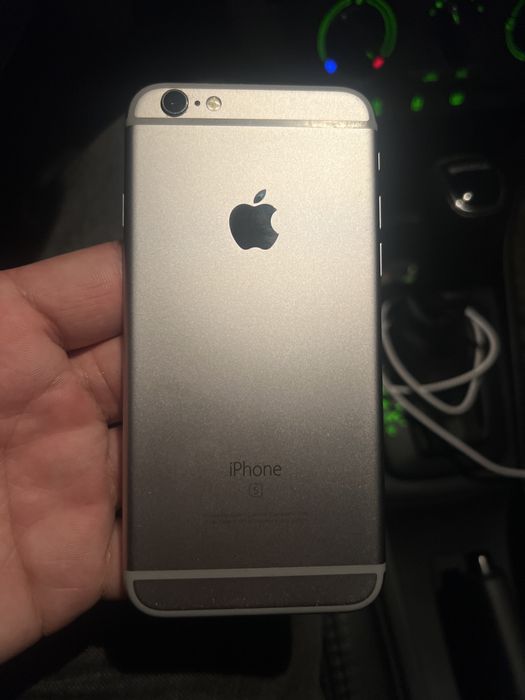 Срочно продам Айфон 6S 64гб