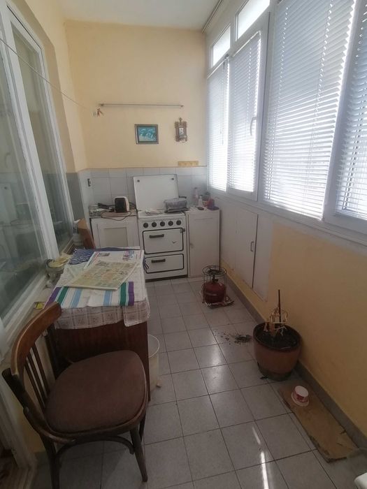 Продава се Тристаен апартамент в Варна, Левски - 68 кв.м за 1999 €/кв.м - Снимка #8