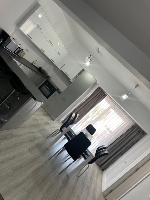 Apartament de inchiriat