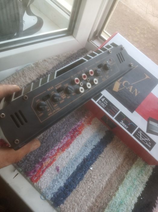 Продам усилитель