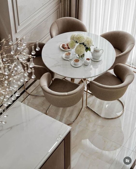 Дизайнер интерьера