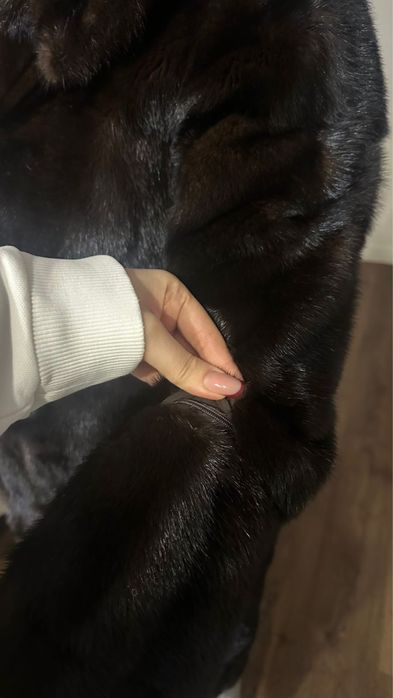 Продам шубу норковуь