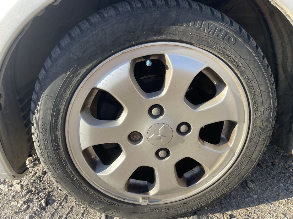 Mitsubishi Colt 1.1 бензин 4 врати 2005 на части