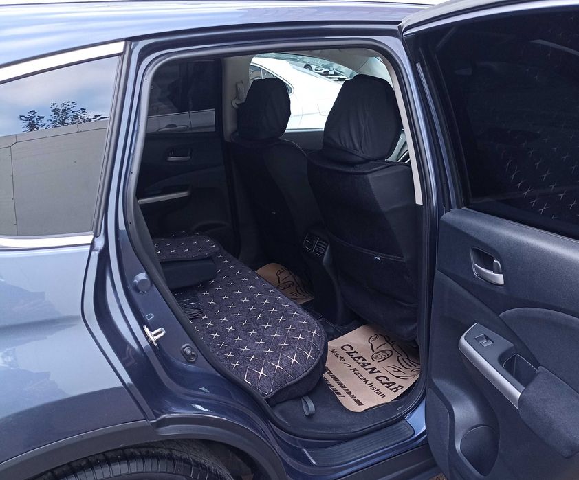 Автомобиль Хонда СРВ