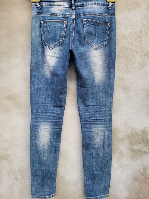 Дънки със средна талия