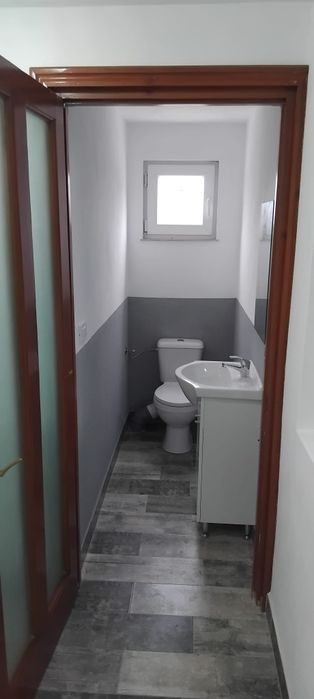 Închiriez hală metalică