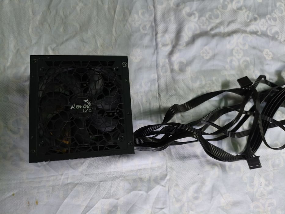 Продам блок питания ATX