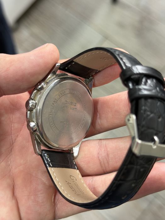 Продам оригинальные Casio MTP-1375L